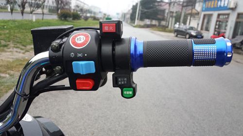 電動(dòng)車(chē)充電站是怎么保護電瓶的