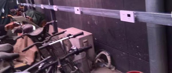 小區電動(dòng)車(chē)充電站已成小區必備品